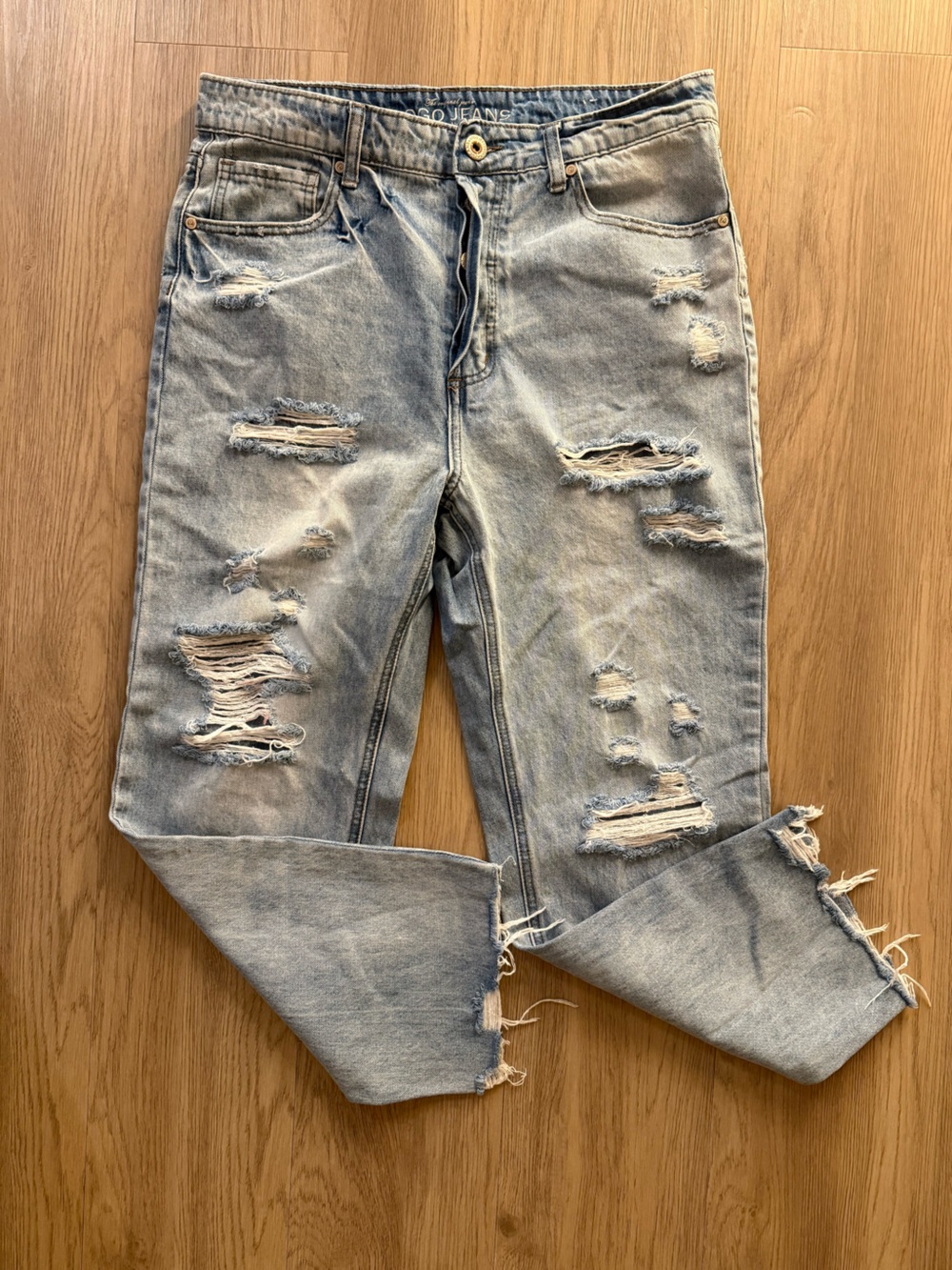 GOGO Jeans Juniors’ Distressed Hi-Rise Jeans (Size 13)